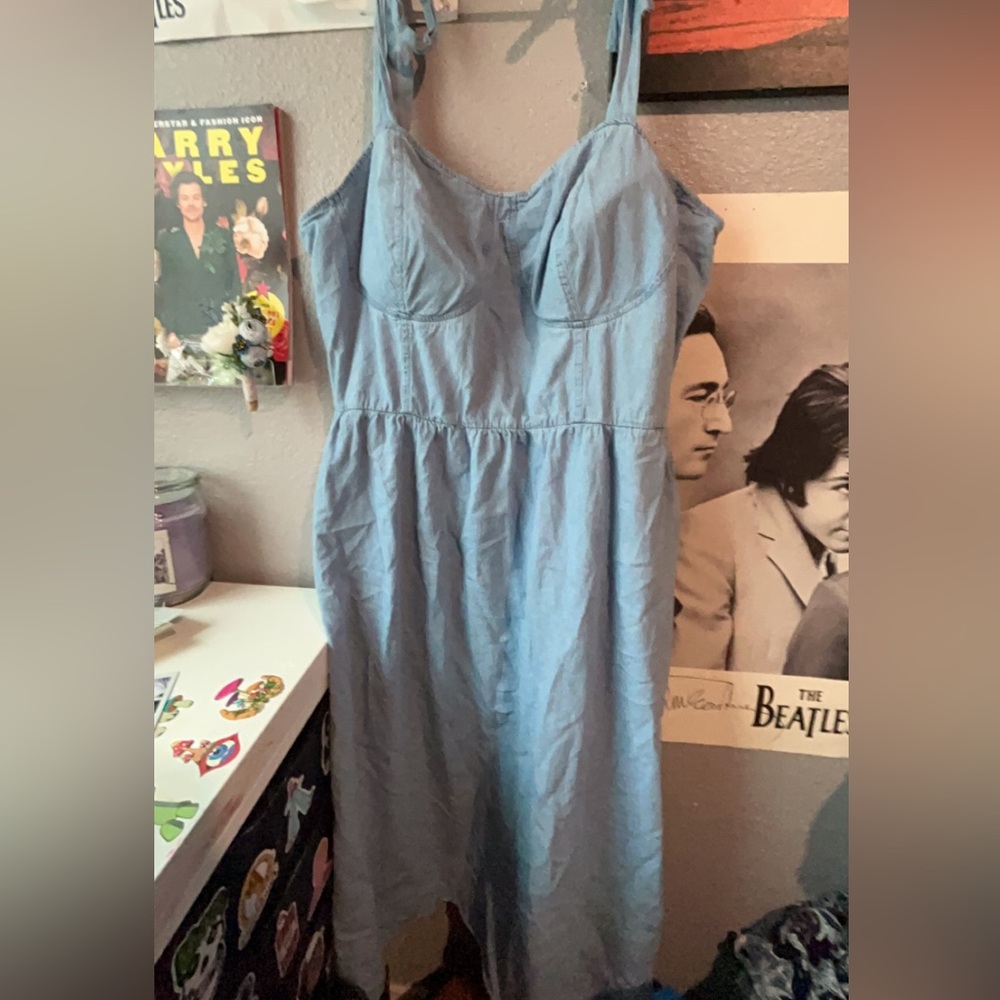 long blue jean dress with pockets